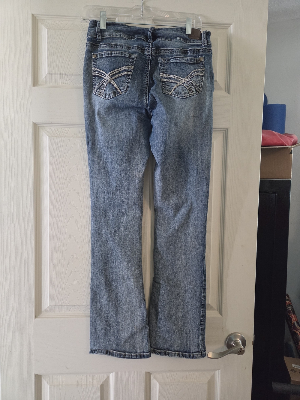 Wallflower Women's Bootcut Jeans in Faded Blue - Picture 2 of 3